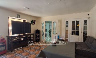 Arriendo casa 2 pisos amoblada sector Peuco