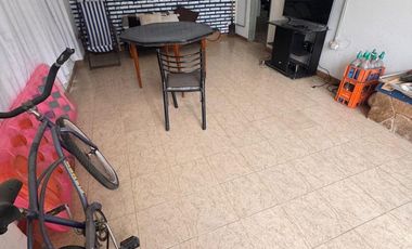 CASA DE 4 DORMITORIOS GRANADERO BAIGORRIA