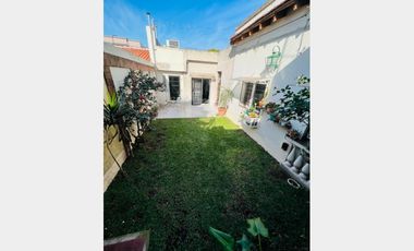 Casa  en Venta Ramos Mejia / La Matanza (A108 4047)