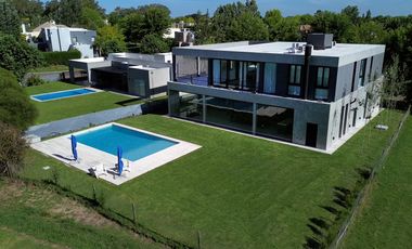 Casa en Venta, 6 Ambientes, en Haras Santa Maria, Escobar, GBA Norte