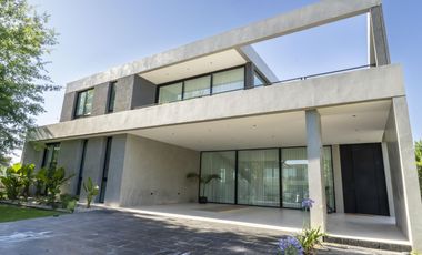 Casa en Venta, 6 Ambientes, en Haras Santa Maria, Escobar, GBA Norte