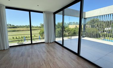 Casa en Venta, 6 Ambientes, en Haras Santa Maria, Escobar, GBA Norte