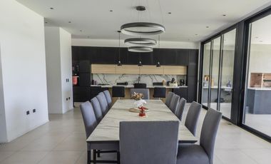 Casa en Venta, 6 Ambientes, en Haras Santa Maria, Escobar, GBA Norte