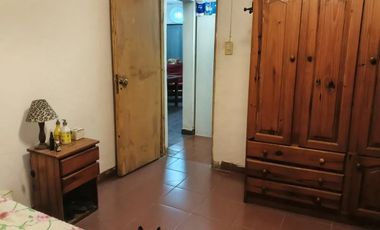 Casa en venta - 2 Dormitorios 1 Baño - Guernica