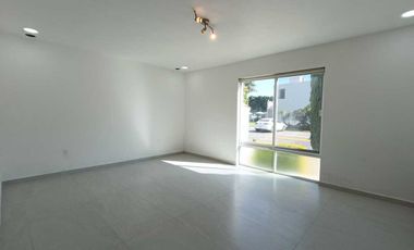 RENTA CASA EN COTO ZONA BOSQUES SANTA ANITA