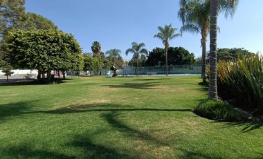 RENTA CASA EN COTO ZONA BOSQUES SANTA ANITA