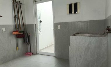 RENTA CASA EN COTO ZONA BOSQUES SANTA ANITA