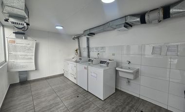 Espacioso Departamento Con Terraza En Primer Piso a 5 Minutos de San Miguel