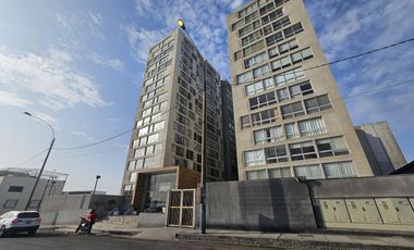 Espacioso Departamento Con Terraza En Primer Piso a 5 Minutos de San Miguel