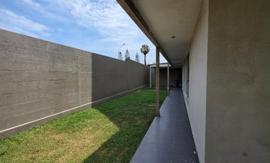 Espacioso Departamento Con Terraza En Primer Piso a 5 Minutos de San Miguel