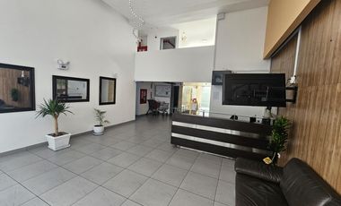 Espacioso Departamento Con Terraza En Primer Piso a 5 Minutos de San Miguel