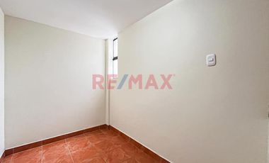 Alquiler De Acogedor Departamento En Chorrillos