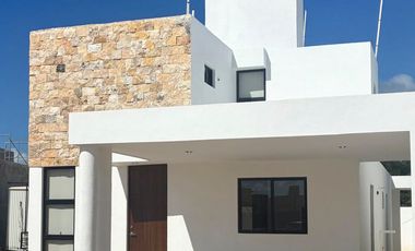 Casas en venta en privada en Conkal Merida dos plantas con alberca