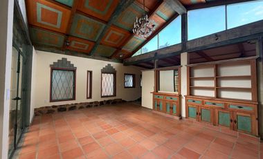 Charming one-level home, Patzcuaro