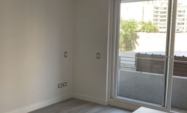 Impecable Estudio Metro Sta Isabel a pasos de Barrio Italia y Providencia.