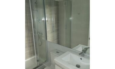 Impecable Estudio Metro Sta Isabel a pasos de Barrio Italia y Providencia.