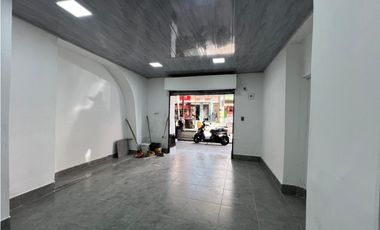 Arriendo Local Giraldo En Placita De Flores, Medellín