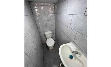 Arriendo Local Giraldo En Placita De Flores, Medellín