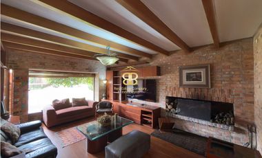 SE VENDE CASA EN APOSENTOS DE SOPO