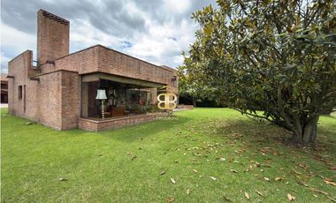 SE VENDE CASA EN APOSENTOS DE SOPO