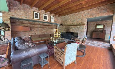 SE VENDE CASA EN APOSENTOS DE SOPO