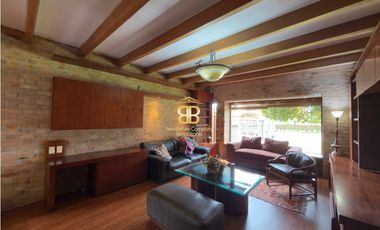 SE VENDE CASA EN APOSENTOS DE SOPO