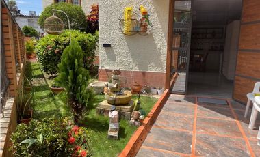 Apartaestudio Remodelado y Amoblado Con Terraza Privada