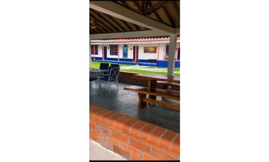 VENTA CASA CAMPESTRE EJE CAFETERO COLOMBIA 321812----