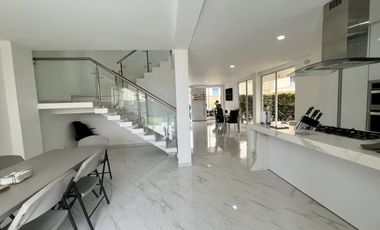 VENTA CASA CAMPESTRE MODERNA EN CONDOMINIO, SENDEROS DE LAS MERCEDES, JAMUNDI