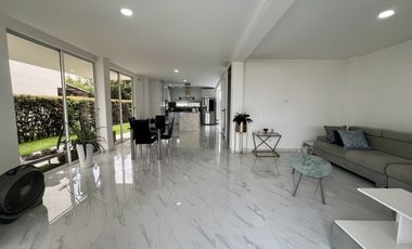 VENTA CASA CAMPESTRE MODERNA EN CONDOMINIO, SENDEROS DE LAS MERCEDES, JAMUNDI