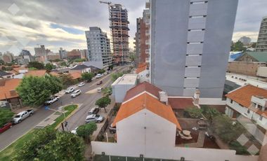 En Venta,  Semipiso 3 Dorm, Av San Juan 950, Neuquén Capital