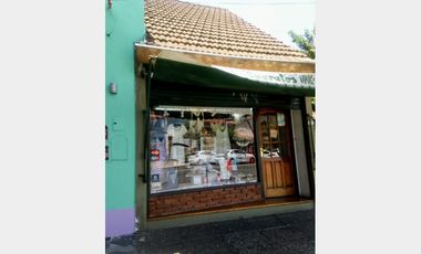 Local a la calle en Venta Ramos Mejia / La Matanza (A108 7434)