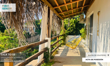 Casa con Alberca y Vista al Mar en Barra de Colotepec