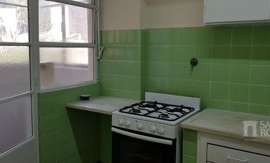 Departamento  en alquiler- Olivos- 3 ambientes -