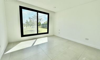 Casa de 5 Ambientes en Venta en La Reserva Cardales - Sofitel