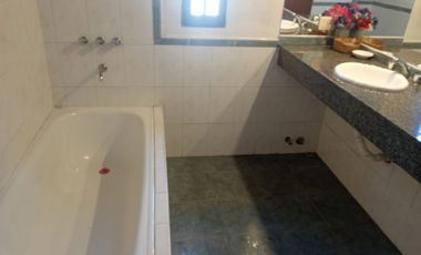 Chalet en Venta Haedo / Moron (A108 7918)