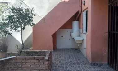 Chalet en Venta Haedo / Moron (A108 7918)