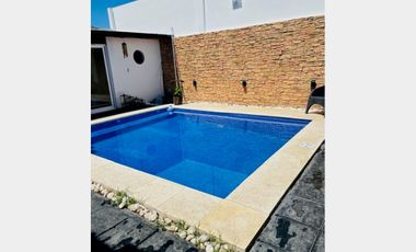 Casa  en Venta Ramos Mejia / La Matanza (A108 7936)