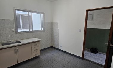 ALQUILER - 2 AMBIENTES EN AVELLANEDA