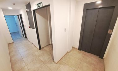 EN VENTA DEPARTAMENTO 2PISO FRENTE BALCON GENERAL PAZ PERMUTO POR TERRENO APTO DUPLEX