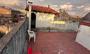 PH en alquiler - 1 Dormitorio 1 Baño - Valentin Alsina