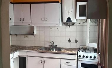 PH en alquiler - 1 Dormitorio 1 Baño - Valentin Alsina