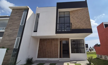 VENTA DE CASA, 3 HABITACIONES, CASA CLUB Y ALBERCA EN LA VID RESIDENCIAL PUEBLA
