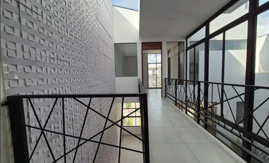 VENTA DE CASA, 3 HABITACIONES, CASA CLUB Y ALBERCA EN LA VID RESIDENCIAL PUEBLA