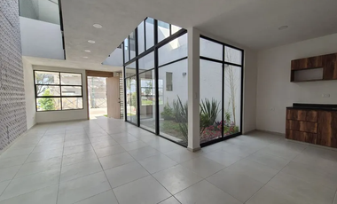 VENTA DE CASA, 3 HABITACIONES, CASA CLUB Y ALBERCA EN LA VID RESIDENCIAL PUEBLA