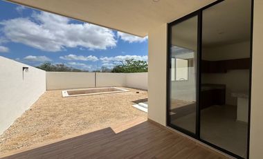 VENTA CASA EN PRIVADA CON AMENIDADES, CONKAL YUCATÁN