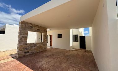 VENTA CASA EN PRIVADA CON AMENIDADES, CONKAL YUCATÁN