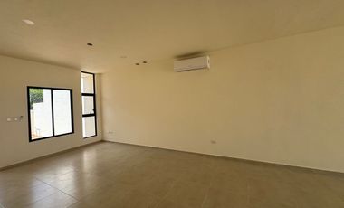 VENTA CASA EN PRIVADA CON AMENIDADES, CONKAL YUCATÁN