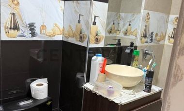 Venta 79% de Acciones y Derechos | Amplio Triplex en Mirones