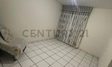 Venta 79% de Acciones y Derechos | Amplio Triplex en Mirones